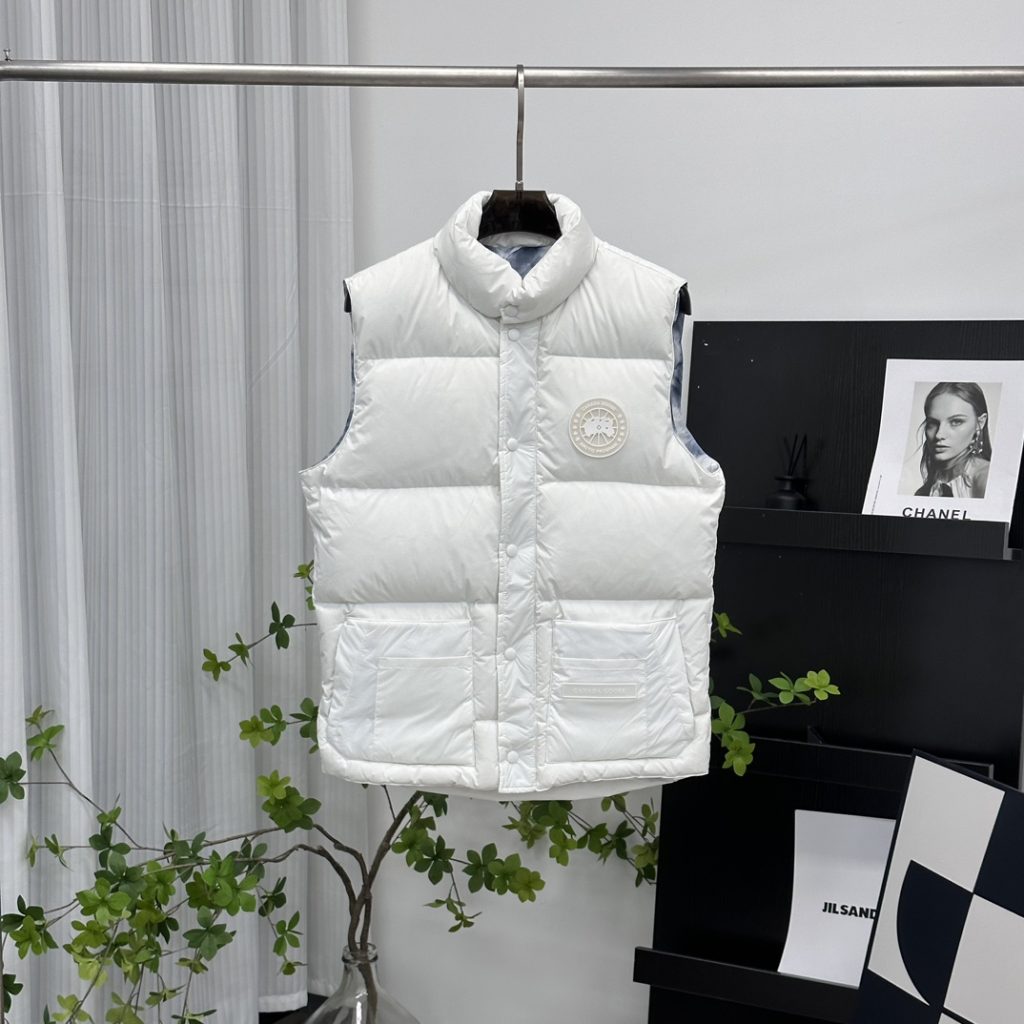 CANADA GOOSE(カナダグース) カナダグース ファッションアイテム|仕事帰りに毎日に合わせるポイント
