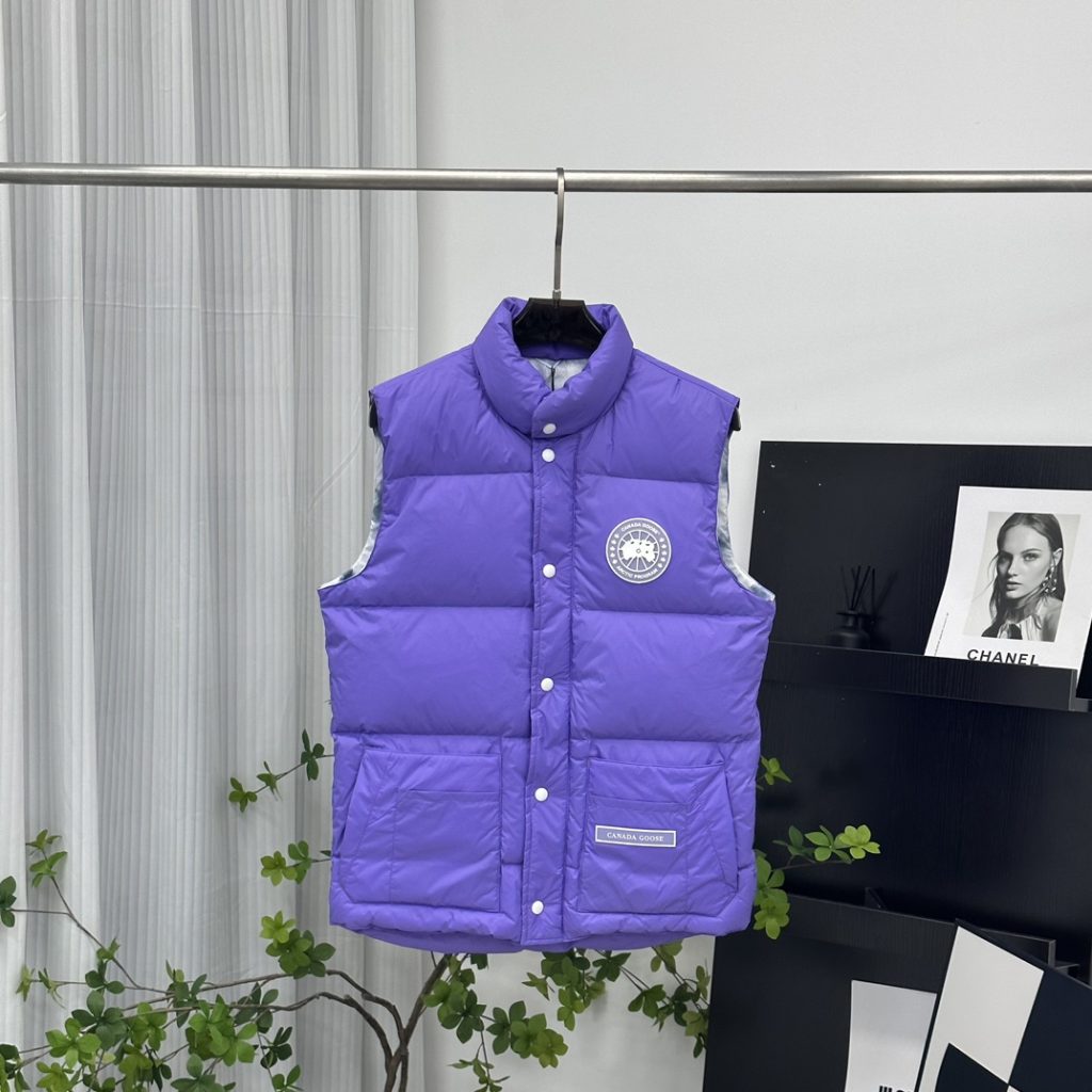 CANADA GOOSE（カナダグース） 新作 カナダグース ダウンブロックコート レディー…｜季節の変わり目で使いやすいファッションアイ…
