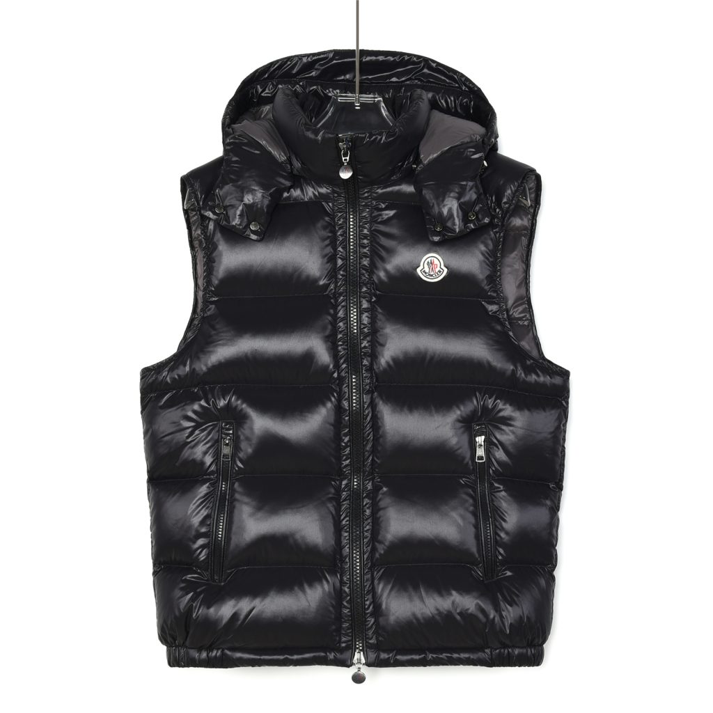 MONCLER CANADA Moncler モンクレールCANADA GOOSE（カナダグース）Moncler モンクレ…｜休日に使いや…