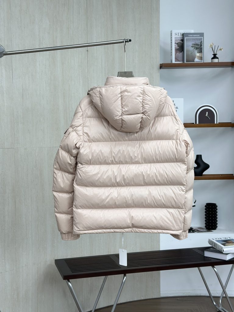 Moncler モンクレール【MONCLER】モンクレール ダウンジャケット 人気モデル✨ 秋冬必須🎯 高品質 保温性◎ 6点画像🖼️ 限定✨ - 画像 4