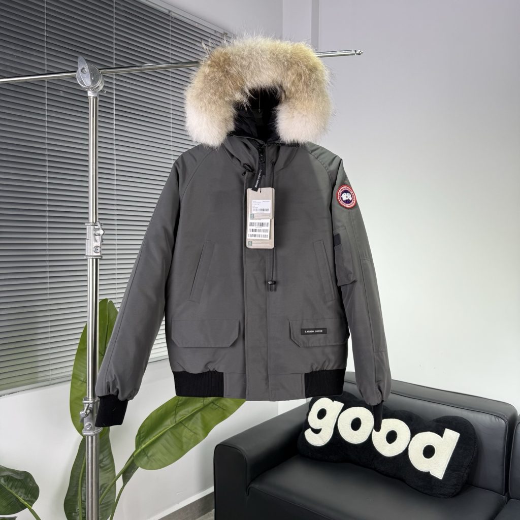 服装選びで迷ったら：ジャケットの価格と使い道