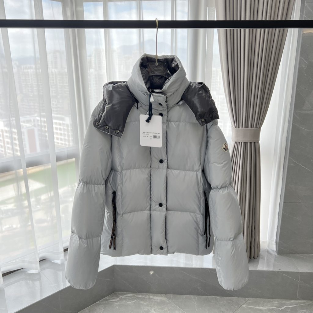 Moncler モンクレール 新作 モンクレール ダウンジャケット レディース 保温 軽量…｜仕事帰りに使いやすいファッションアイテムを写…