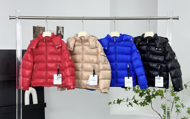 MONCLERの服装を毎日に使うなら確認したいこと