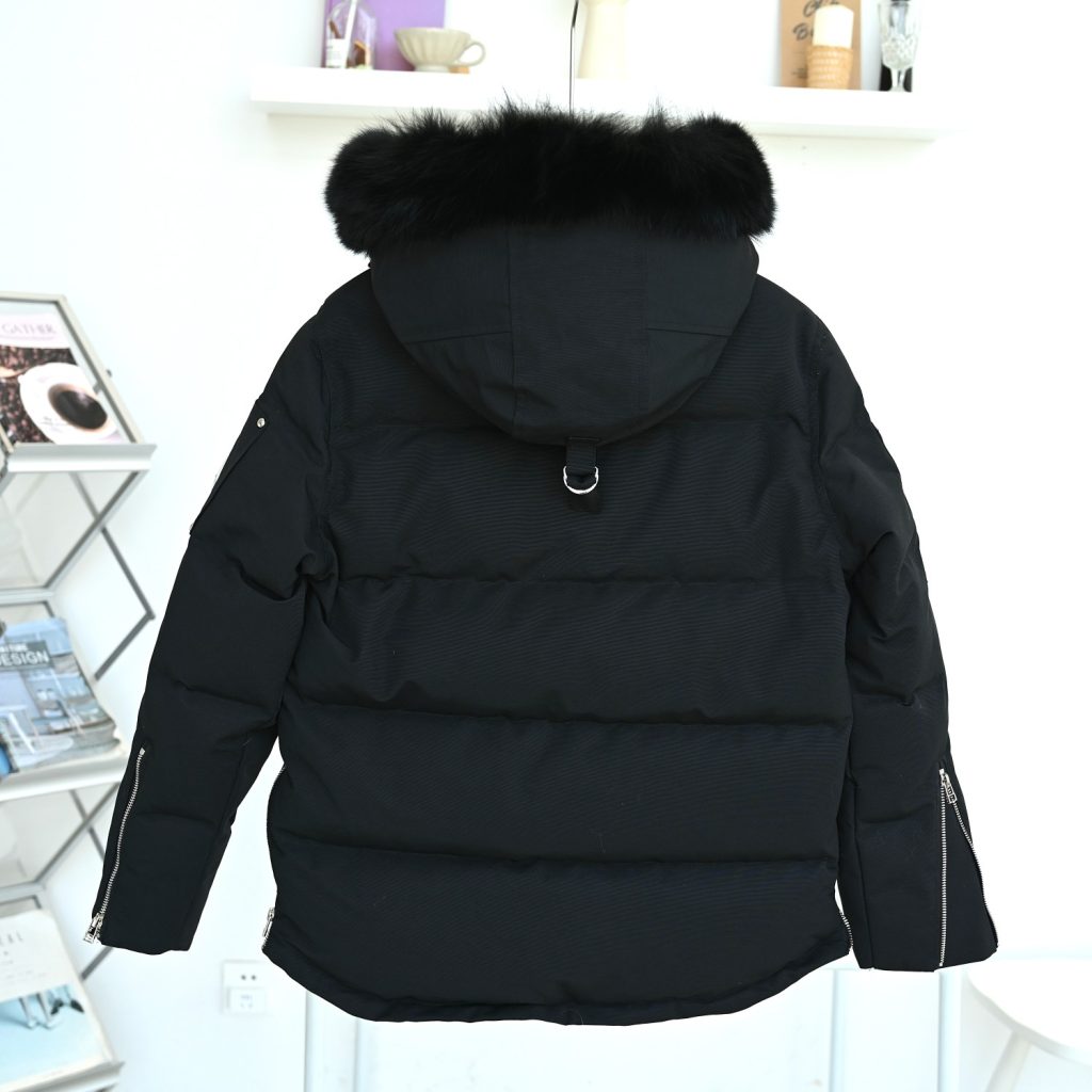 Moncler モンクレール【新作】モンクレール ダウンジャケット レディース✨ 秋冬必須アイテム🕊️ 高級素材☁️ 保温性抜群❄️ - 画像 4