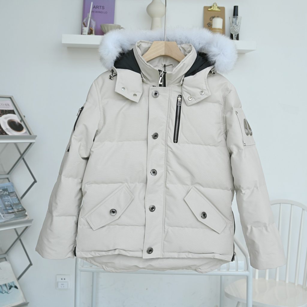 MONCLER モンクレール 新作 ダウンジャケット レディース 使用 ファッション｜通勤の日に使いやすさを写真で整理