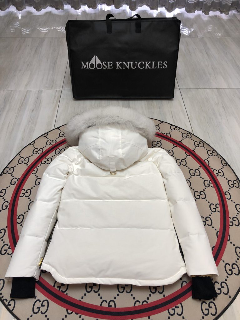 Moncler モンクレール【新作】モンクレール ダウンジャケット レディース✨ 秋冬必須アイテム🕊️ 高級素材使用🎯 保温性抜群🧥 - 画像 2