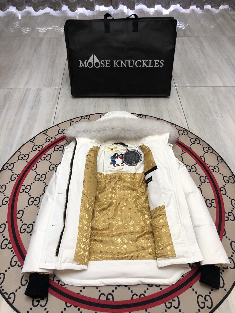 Moncler モンクレール【新作】モンクレール ダウンジャケット レディース✨ 秋冬必須アイテム🕊️ 高級素材使用🎯 保温性抜群🧥 - 画像 3