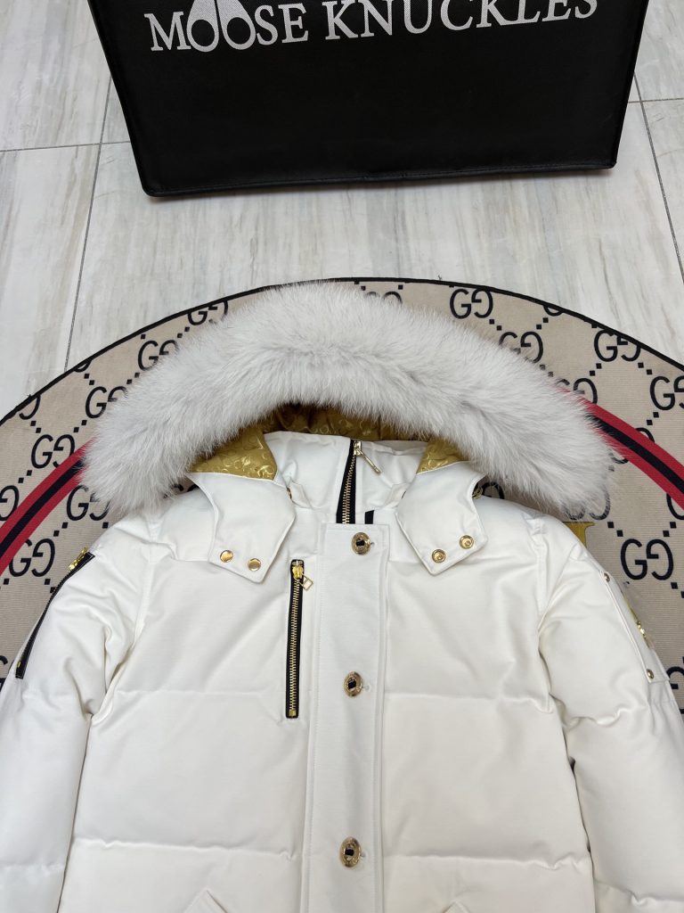 Moncler モンクレール【新作】モンクレール ダウンジャケット レディース✨ 秋冬必須アイテム🕊️ 高級素材使用🎯 保温性抜群🧥 - 画像 8