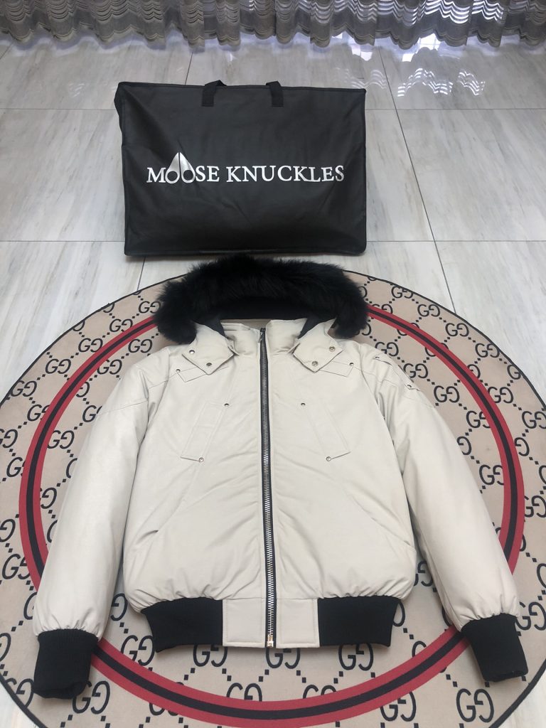 Moncler モンクレール MONCLER モンクレール ダウンジャケット 秋冬 レディー…|休日に使いやすいファッションアイテムを写真…