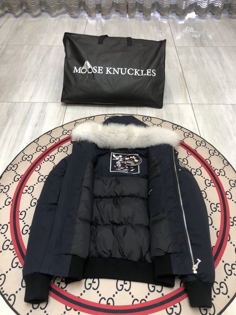 Moncler モンクレール🛍️✨【正規品】モンクレール ダウンジャケット レディース 人気モデル 秋冬 保温 軽量🕊️🧥 - 画像 4