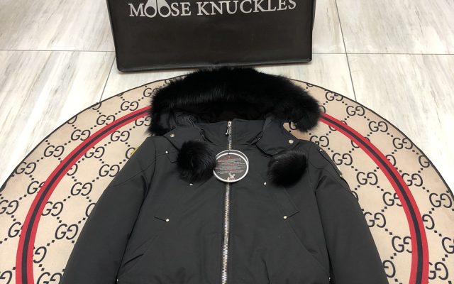 MONCLERの服装を毎日に使うなら確認したいこと