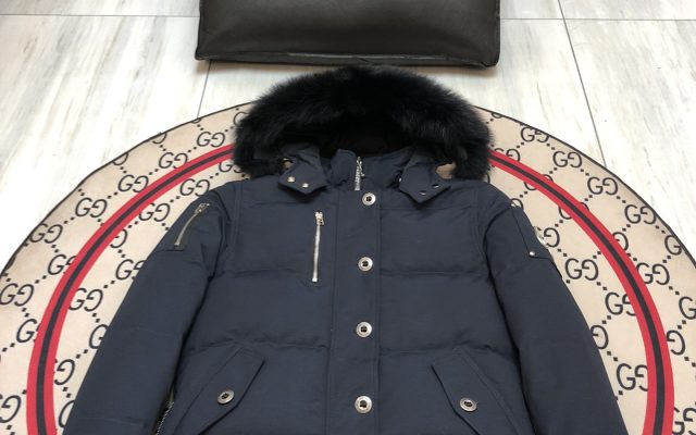 休日用に検討したい服装：写真と商品リンク付き
