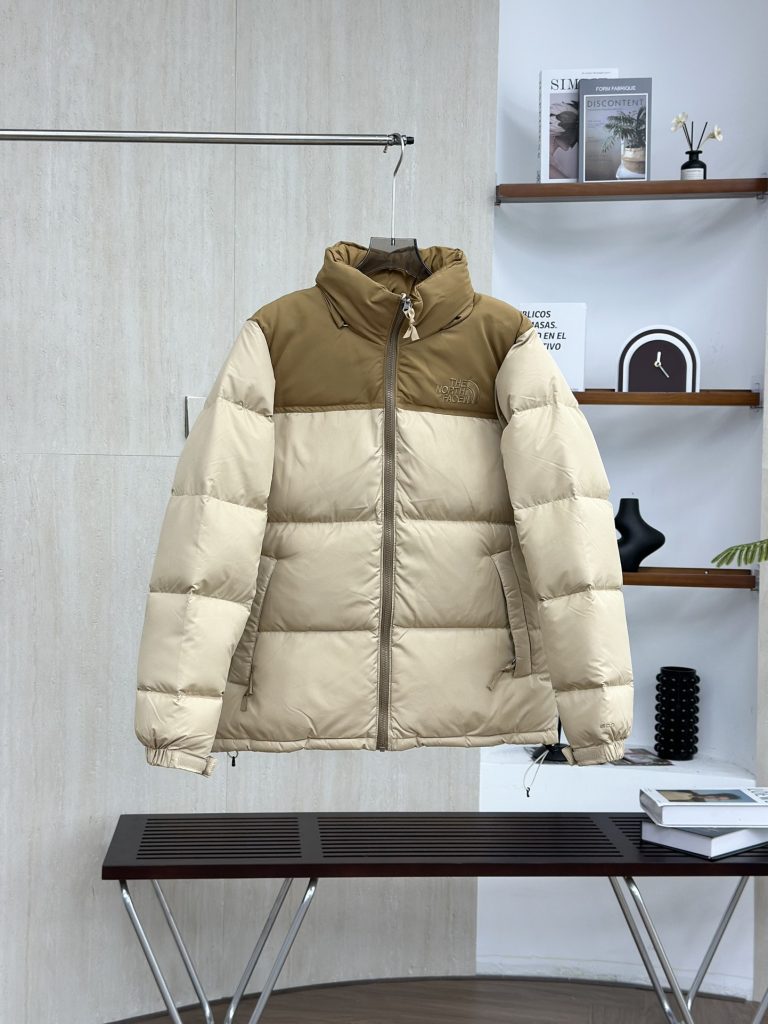 THE NORTH FACE ノースフェイス ダウンジャケット ロングコート ファッションアイテム｜季節の変わり目に予算内で見たいポイント