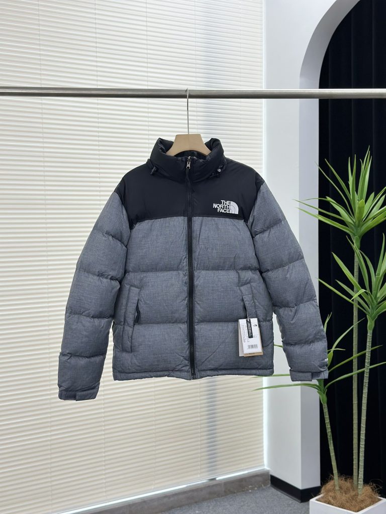 THE NORTH FACE ノースフェイス ダウンジャケット 秋冬 保温 ファッションアイテム｜仕事帰りに予算内で見たいポイント