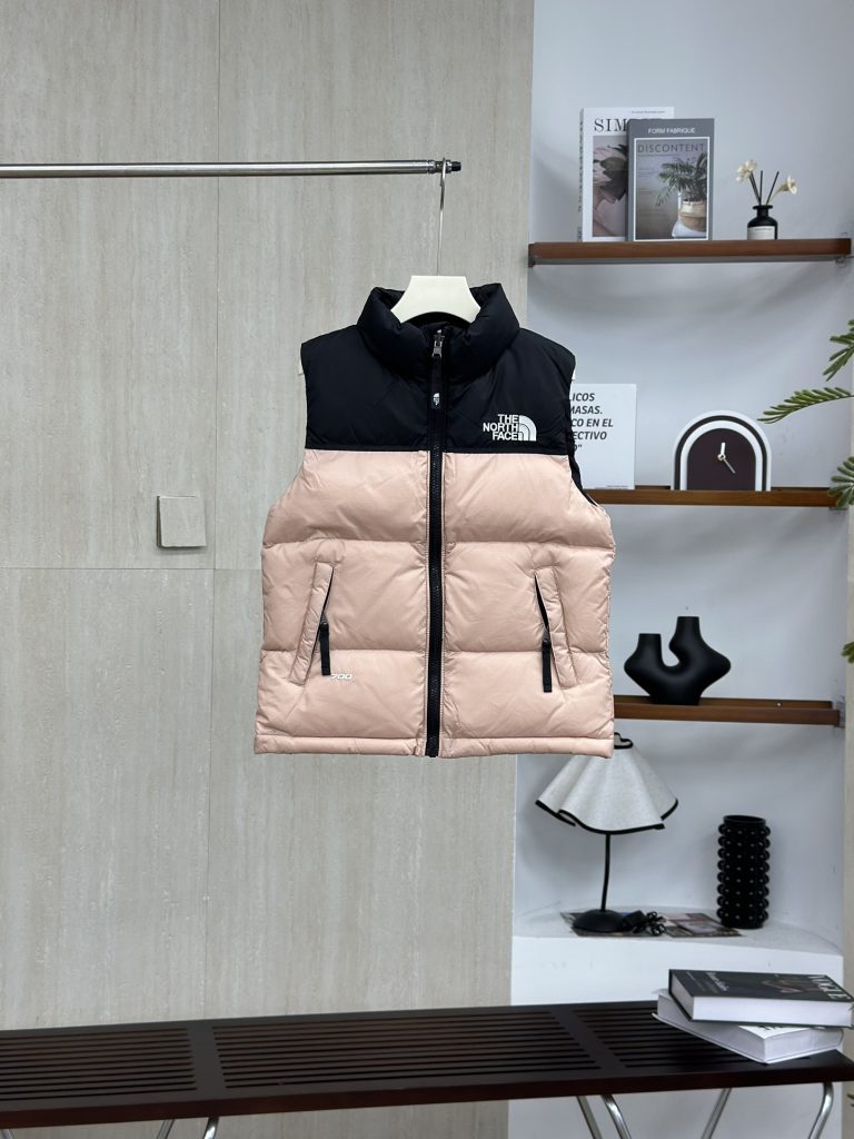 超美品 THE NORTH FACE ノースフェイス ダウンジャケット ロングコート レアカ…｜休日に使いやすいファッションアイテムを写真…