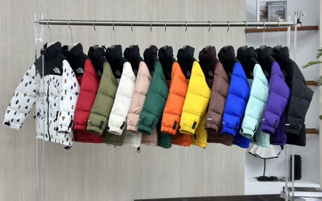 休日用に検討したい服装：写真と商品リンク付き