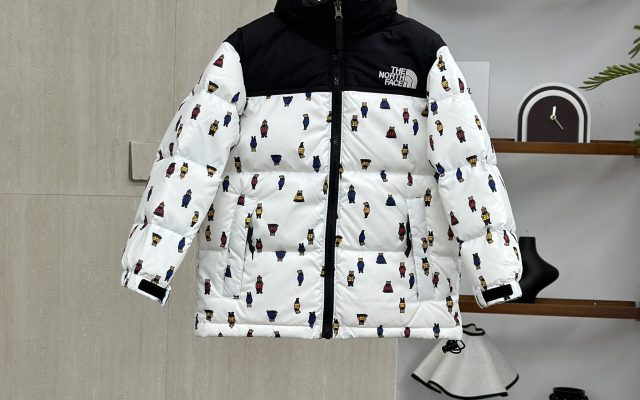 休日用に検討したい服装：写真と商品リンク付き