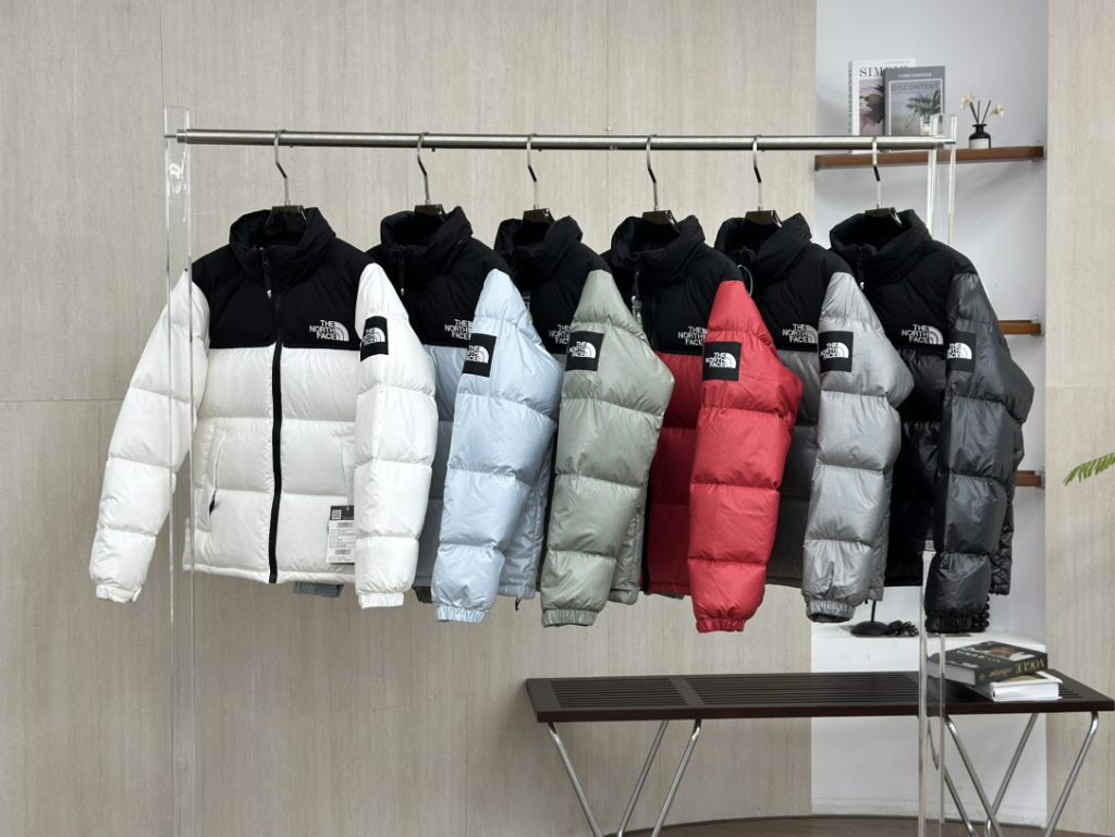 休日目線で見るブランドアイテムのジャケットの印象