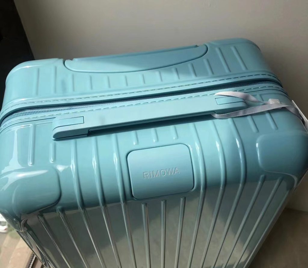 【ルイヴィトン】エッセンシャルシリーズ トランク型収納ボックス オーセンティックなデザイン 高級アルミ素材 上品な雰囲気 - 画像 5