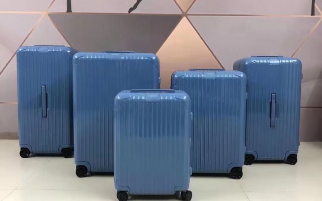 バッグ選びで迷ったら：バッグの価格と使い道