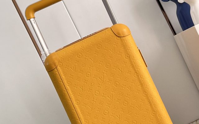 ブランドアイテムのバッグは価格・収納・合わせ方でどう見るか