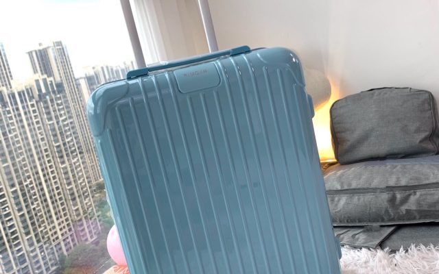 旅行目線で見るブランドアイテムのバッグの印象