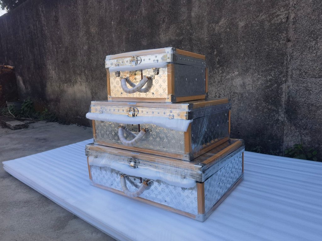 ルイヴィトン ミニトランク 小物収納ボックス 財布・小物｜ランチの日に写真で選び方を確認