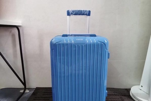 モノグラムが映える小物入れは日常で使いやすいか