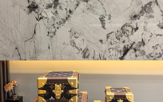 LOUIS VUITTONのライフスタイル小物を予算内で探す前に見るモノグラムのポイント