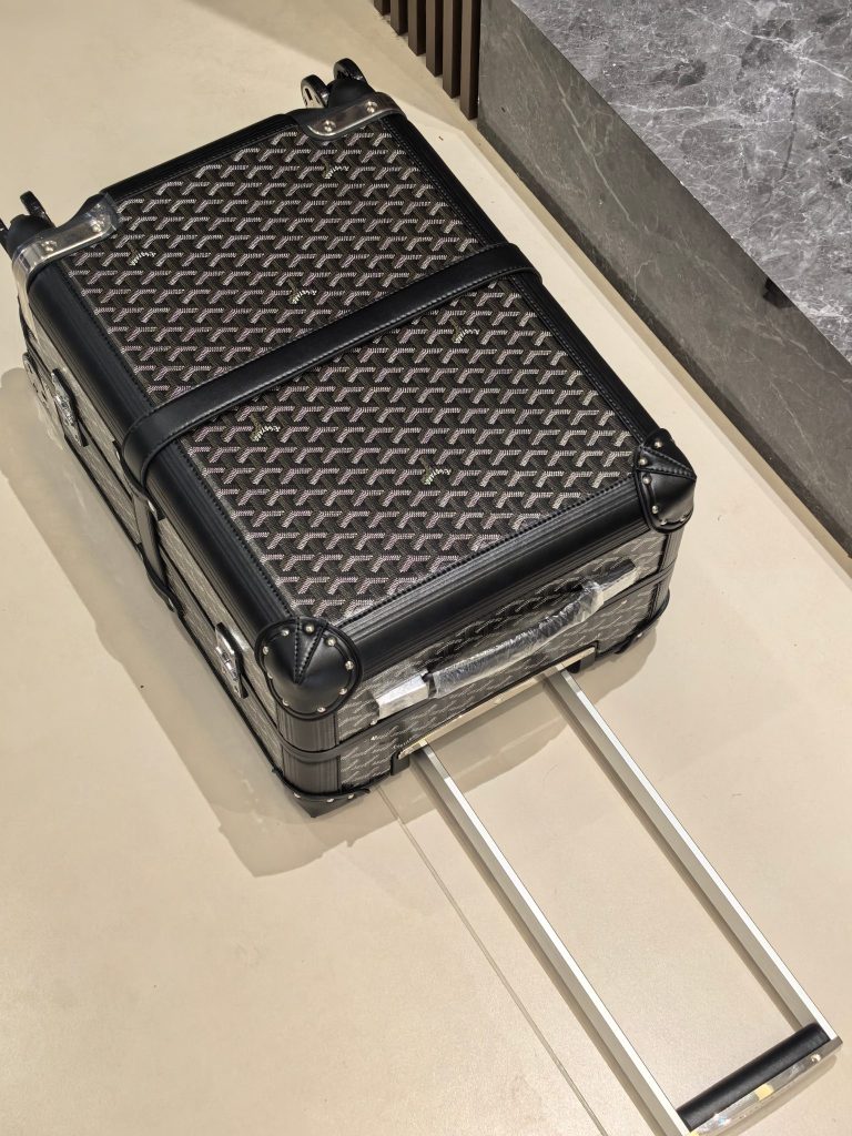 ルイヴィトン ミニトランク 小物収納ボックス 腕時計｜長く使うなら予算内で見たいポイント