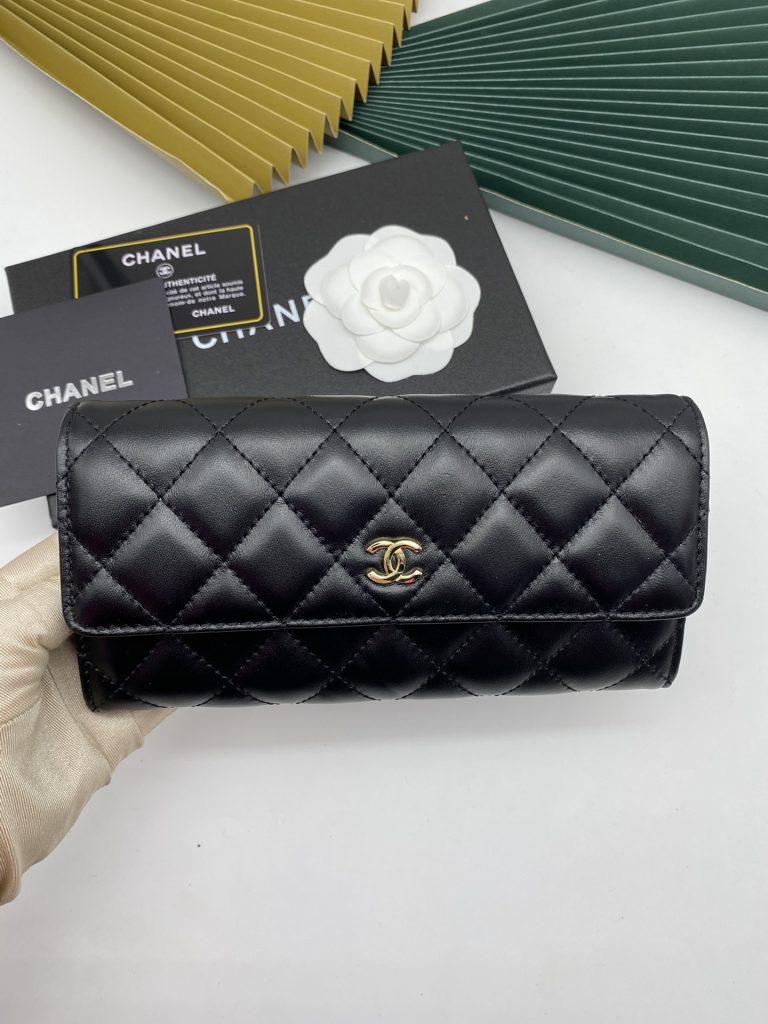 【シャネル】キャビアスキン 長財布 ココマーク金具 上品なブラック レディースウォレット - 画像 5