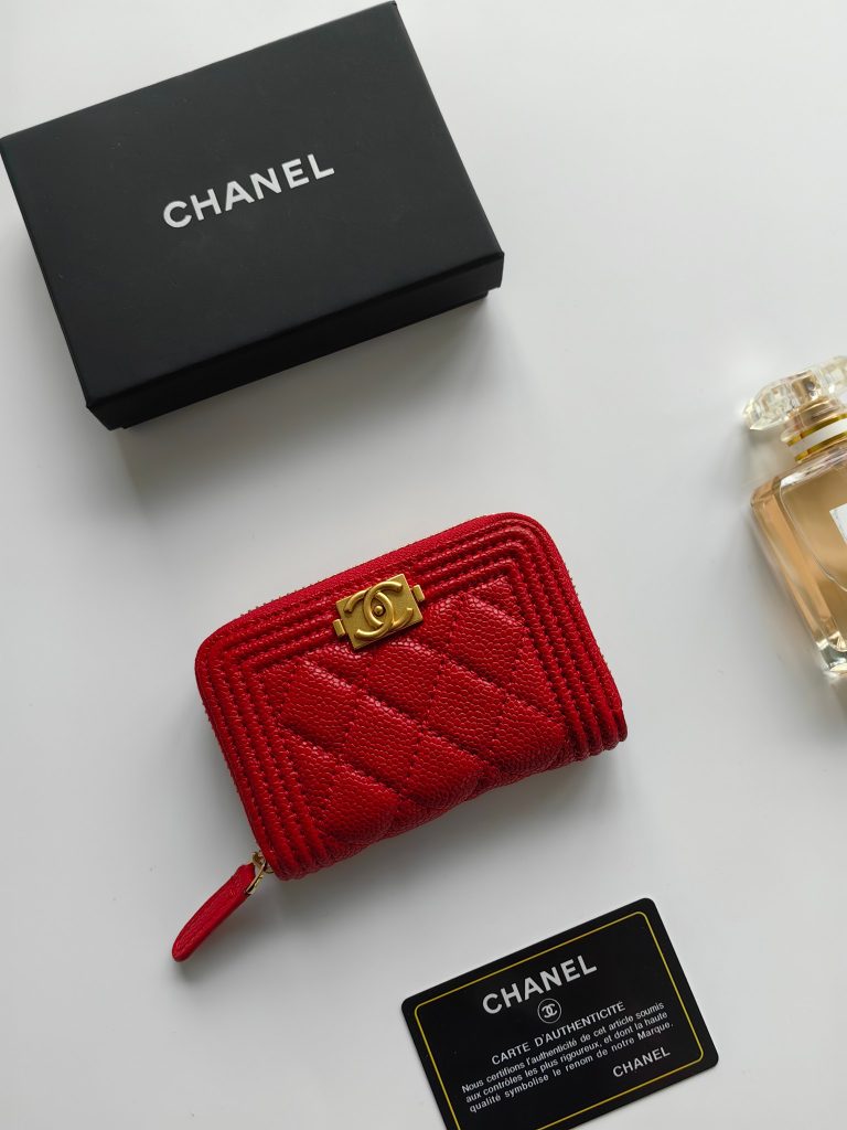 物価高でも選びやすい財布：CHANELを自然に取り入れる