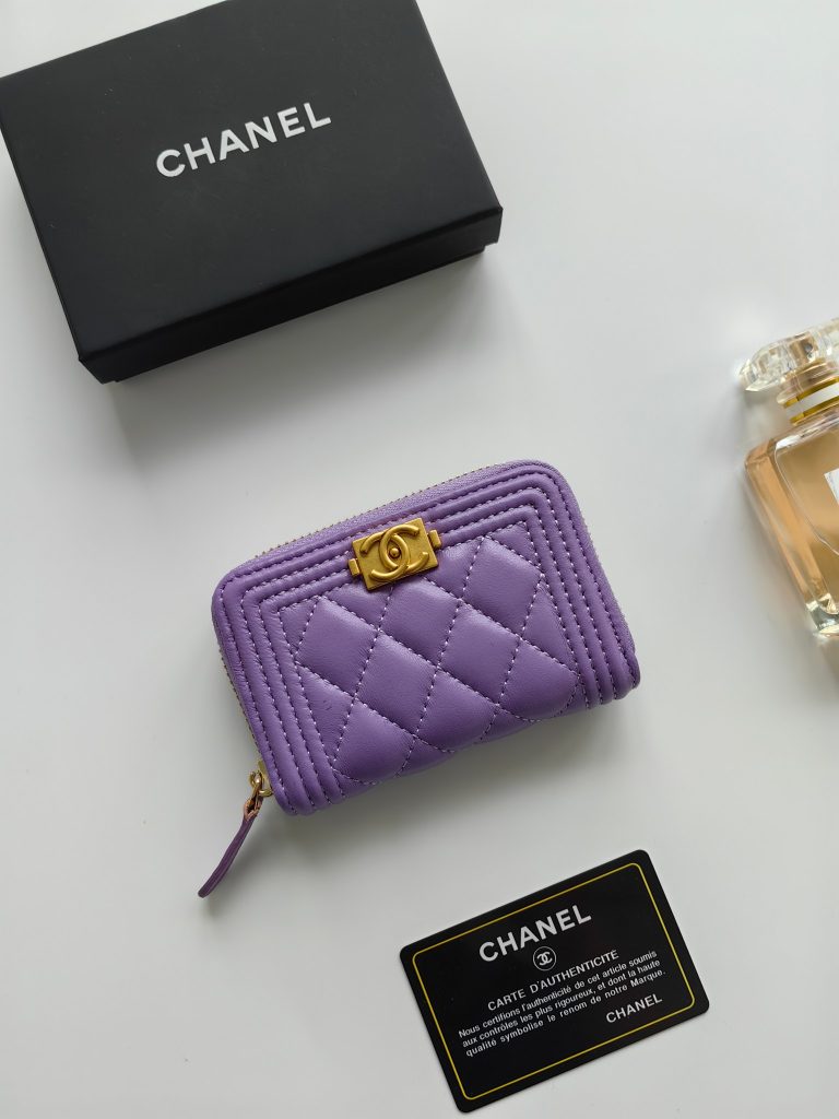 レディースの節約買いに向く財布か写真でチェック