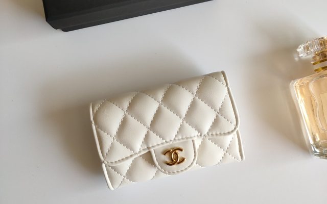 CHANELの財布は価格・収納・合わせ方でどう見るか