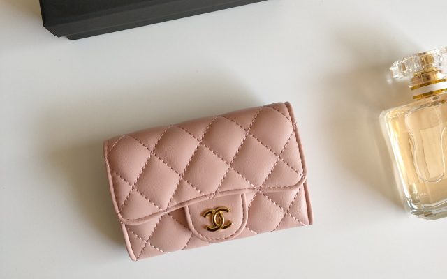 物価高でも選びやすい財布：CHANELを自然に取り入れる