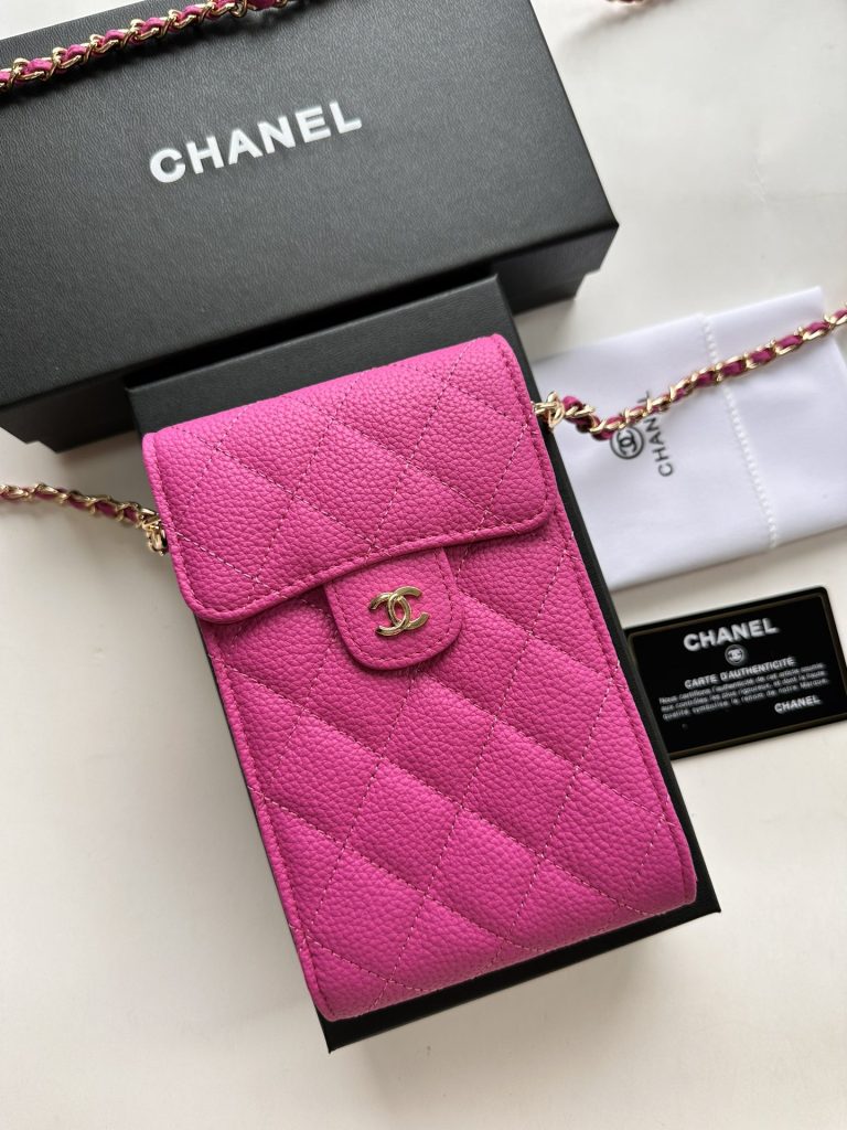 シャネル キャビアスキン 長財布 ココマーク金具 財布・小物｜仕事帰りに使いやすさを写真で整理