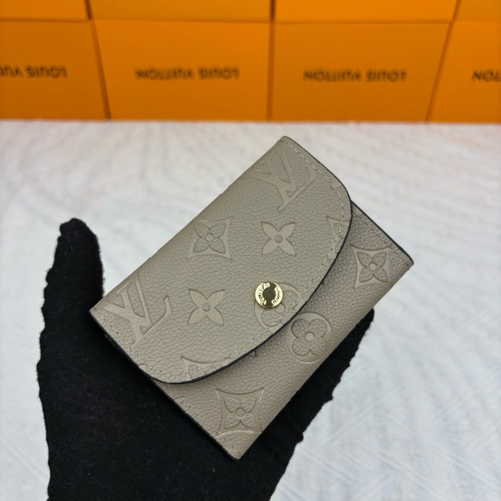 ルイヴィトン（LOUIS VUITTON） 長財布 モノグラム キャンバス地 クラシックで上品なデザインの高級財布 - 画像 3