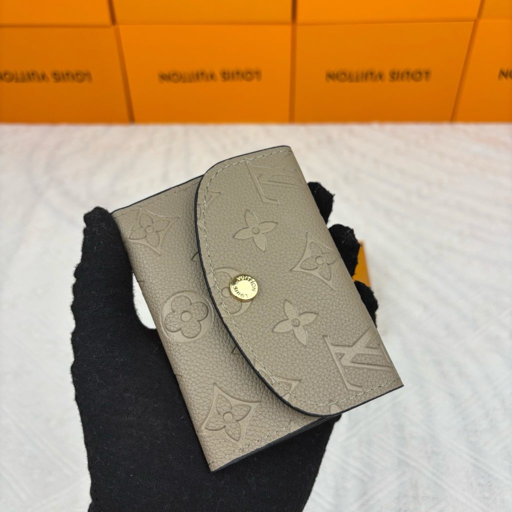 ルイヴィトン（LOUIS VUITTON） 長財布 モノグラム キャンバス地 クラシックで上品なデザインの高級財布 - 画像 4