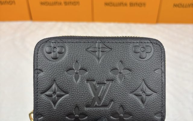 LOUIS VUITTONの財布は価格・収納・合わせ方でどう見るか
