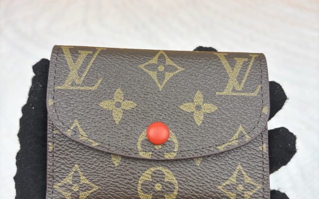 LOUIS VUITTONの財布を予算内で探す前に見るモノグラムのポイント