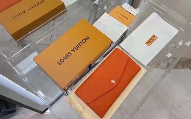 物価高でも選びやすい財布：LOUIS VUITTONを自然に取り入れる