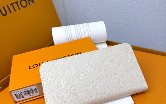 レディースの節約買いに向く財布か写真でチェック
