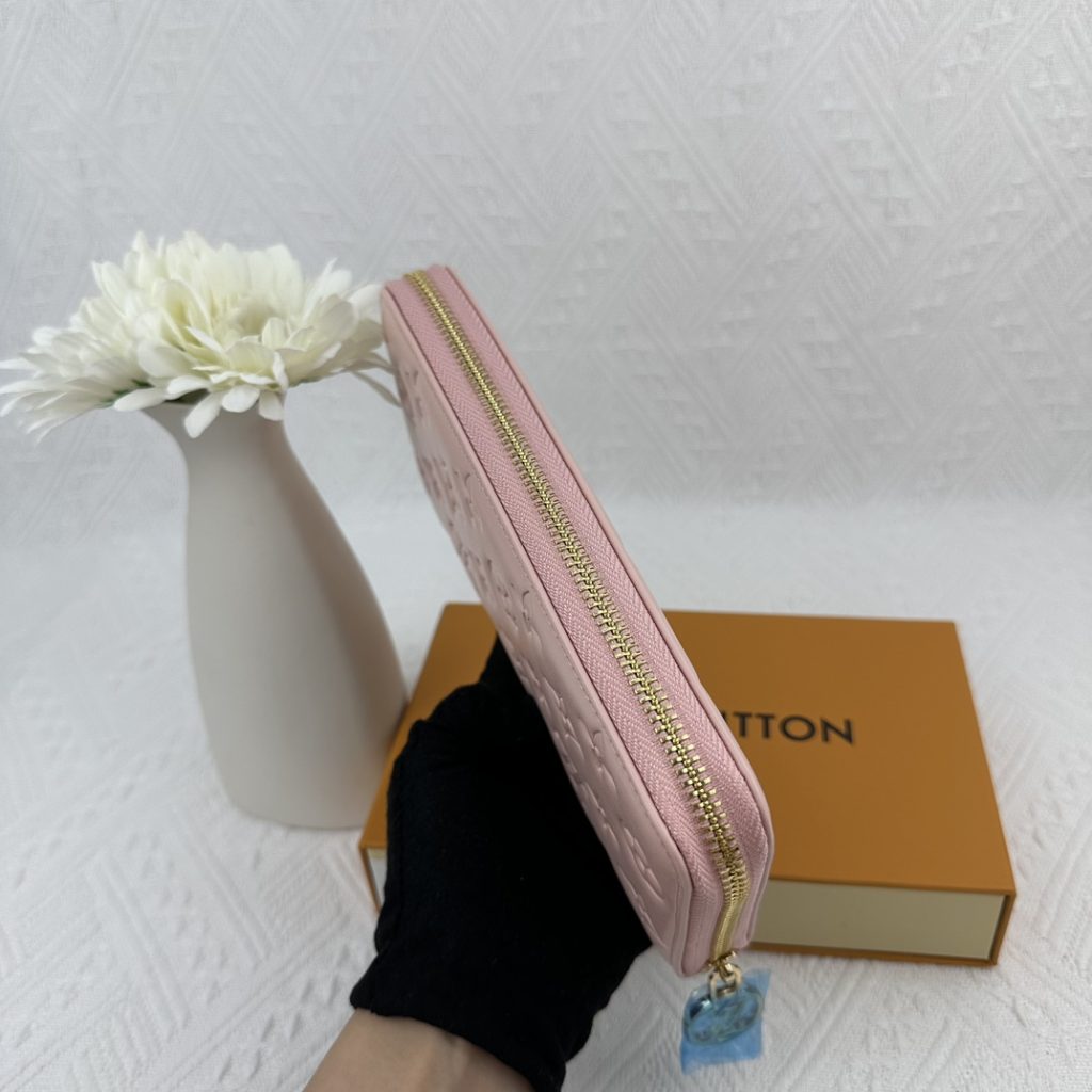 ルイ・ヴィトン モノグラムキャンバス 上品な長財布 レディースへのギフトに最適な定番モデル - 画像 5