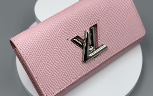 LOUIS VUITTONの財布・小物を毎日に使うなら確認したいこと