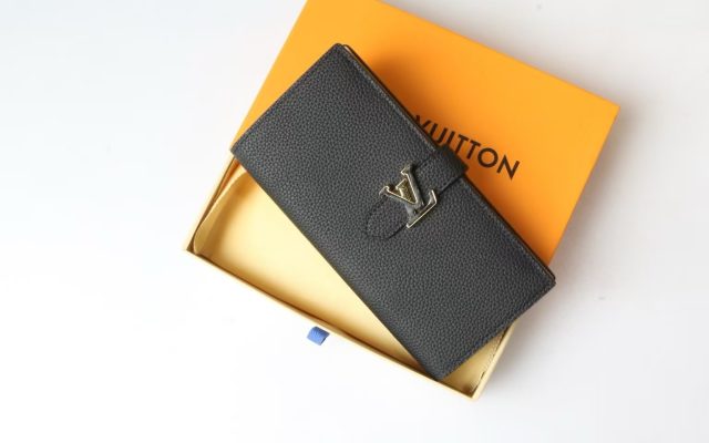 物価高でも選びやすい財布：LOUIS VUITTONを自然に取り入れる