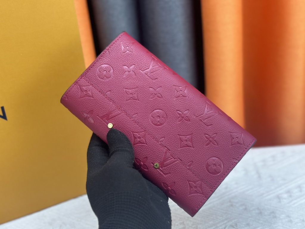 ルイ・ヴィトン モノグラムキャンバス 上品な長財布 レディースへのギフトにも最適 - 画像 2