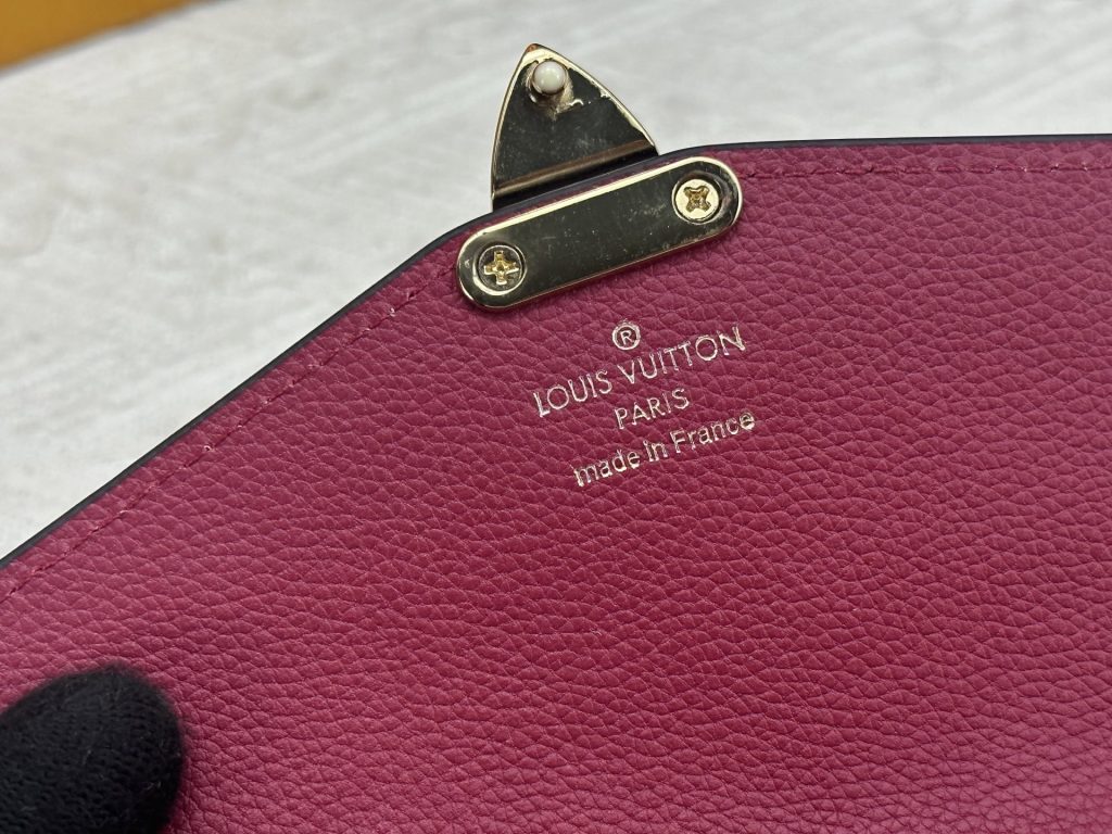 ルイ・ヴィトン モノグラムキャンバス 上品な長財布 レディースへのギフトにも最適 - 画像 8
