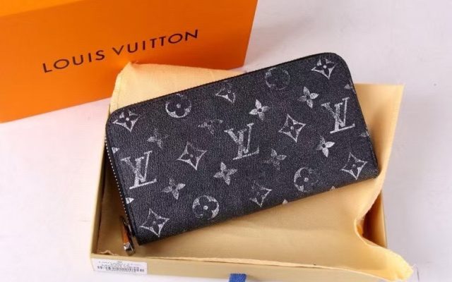 通勤目線で見るLOUIS VUITTONの財布の印象