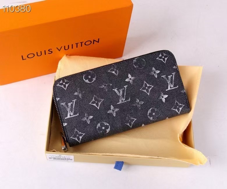 通勤目線で見るLOUIS VUITTONの財布の印象