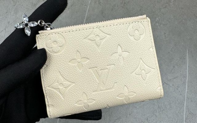 通勤目線で見るLOUIS VUITTONの財布の印象